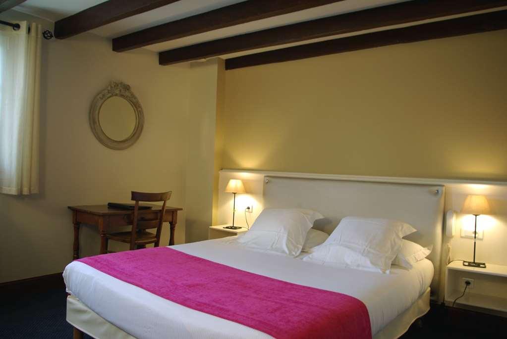 Hôtel Ithurria - Les Collectionneurs Aïnhoa Quarto foto