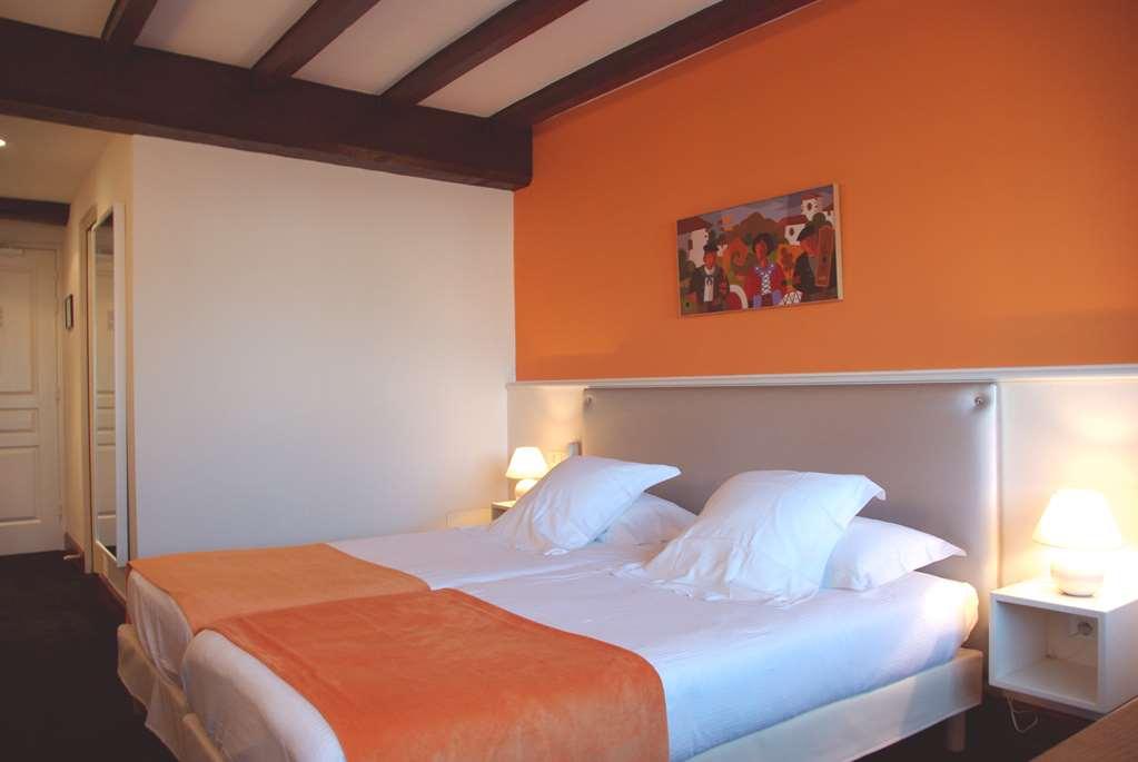 Hôtel Ithurria - Les Collectionneurs Aïnhoa Quarto foto